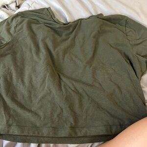 green wild fable cropped top - L